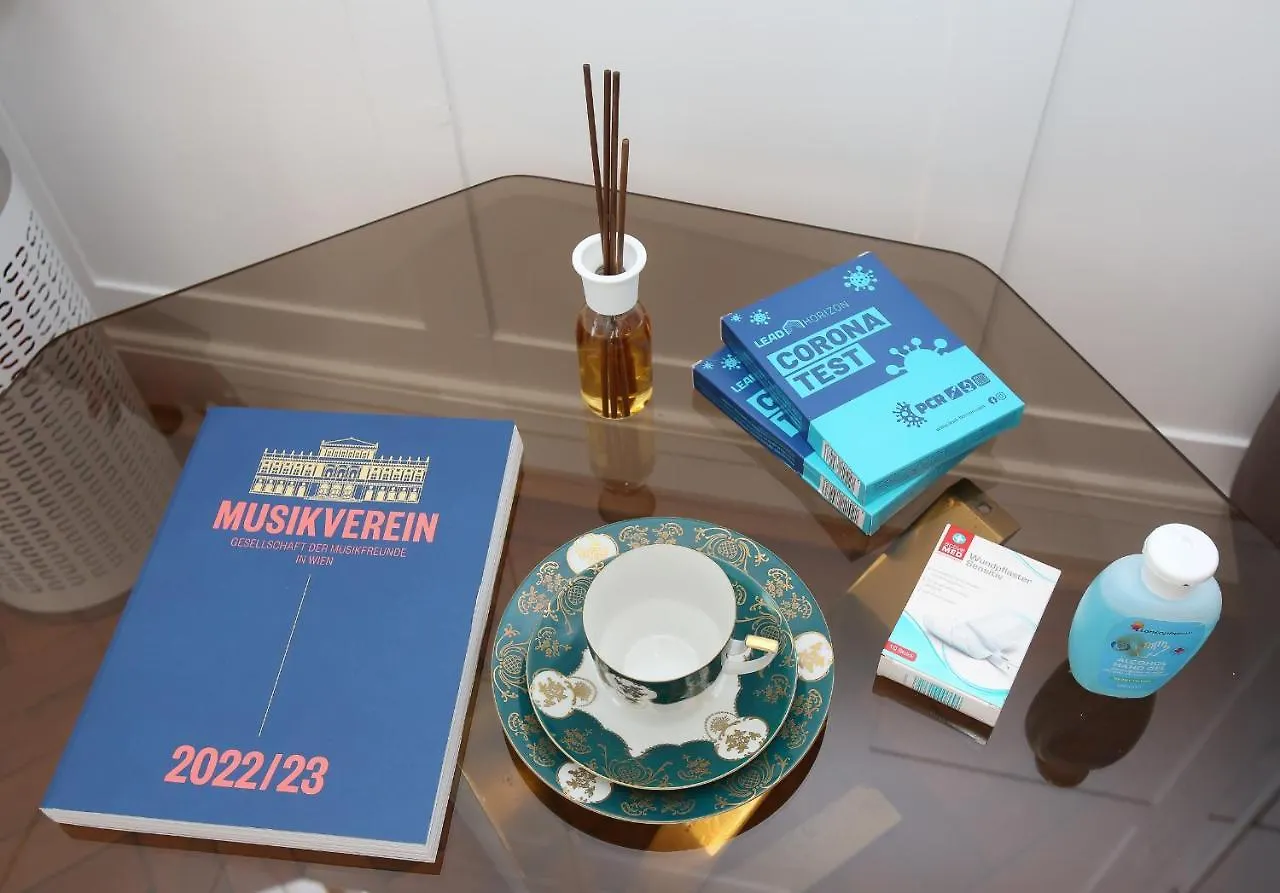 Apartments Vienna Opera 0*,  Austria